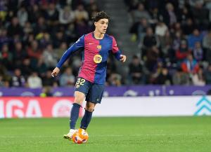 队报：巴黎FC向巴萨询问福特情况，若目标引援失败将深入这笔交易