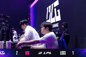 管泽元吐槽：这WE 5人都活着大龙给了，每次只能赢一局太难顶了吧