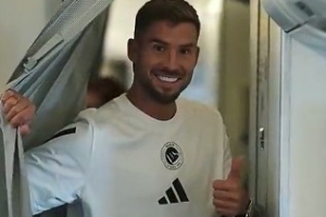 给的太多了巴萨旧将伊尼戈：看到胜利报价不敢置信，很难拒绝