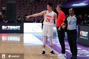 媒体人：保持体型是关键 中国男篮几位锋线球员一定得控制好犯规