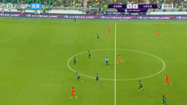 很有威胁！约尼查禁区外围尝试远射，皮球稍稍高出