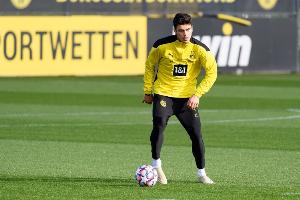 德天空：门兴有意引进小雷纳，已提交报价&谈判正在进行中