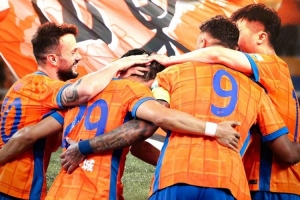 2025.8.24中超联赛第22轮，山东泰山VS青岛西海岸