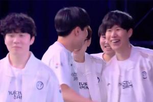 化身AL粉丝！若AL下一轮赢下JDG iG就能进入冒泡赛胜者组