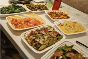 他太熟悉黄色袋鼠软件了！peanut分享队内晚餐美食