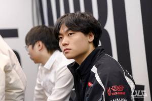 有点尴尬Beichuan成为LPL首位在S赛打出零胜率的选手