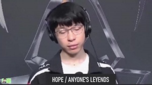 Hope赛后采访眼神无光 强忍泪水道歉：最后一把 如果做的再好一点